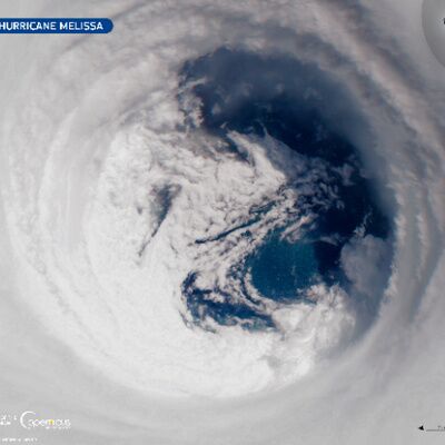 Hispasat proporciona 55 accesos satelitales para apoyar las labores de reconstrucción en Jamaica tras el paso del huracán Melissa